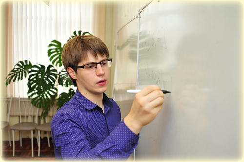 Школьник из Петербурга получил в США "малую Нобелевскую" премию по математике.